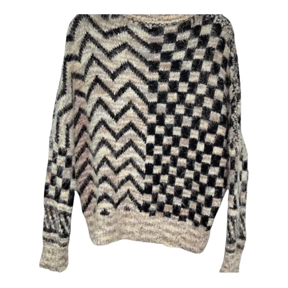 Lulumari ecru black chunky geometric print fuzzy sweater S/M - Picture 2 of 5
